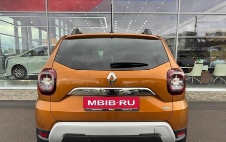 Renault Duster, 2022 год, 2 100 000 рублей, 6 фотография