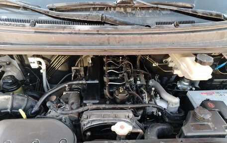 Hyundai Grand Starex Grand Starex I рестайлинг 2, 2010 год, 1 350 000 рублей, 7 фотография