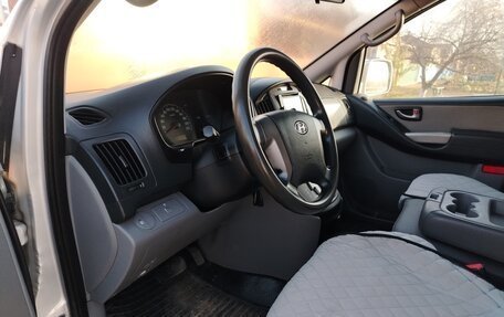 Hyundai Grand Starex Grand Starex I рестайлинг 2, 2010 год, 1 350 000 рублей, 12 фотография