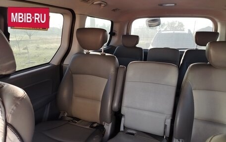 Hyundai Grand Starex Grand Starex I рестайлинг 2, 2010 год, 1 350 000 рублей, 13 фотография