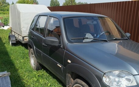 Chevrolet Niva I рестайлинг, 2014 год, 500 000 рублей, 4 фотография