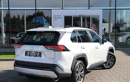 Toyota RAV4, 2025 год, 4 420 000 рублей, 5 фотография