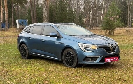 Renault Megane IV, 2018 год, 1 360 000 рублей, 3 фотография