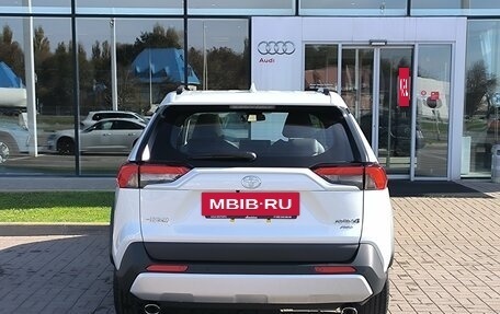 Toyota RAV4, 2025 год, 4 420 000 рублей, 6 фотография