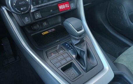 Toyota RAV4, 2025 год, 4 420 000 рублей, 29 фотография