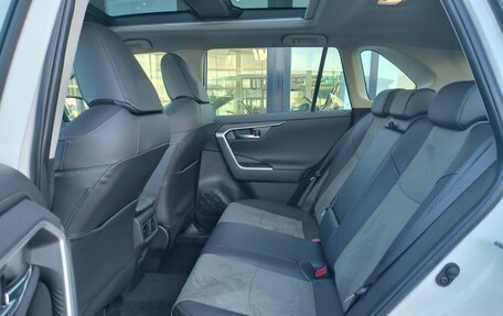 Toyota RAV4, 2025 год, 4 420 000 рублей, 40 фотография