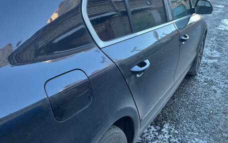 Skoda Superb III рестайлинг, 2012 год, 900 000 рублей, 10 фотография