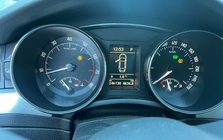 Skoda Superb III рестайлинг, 2012 год, 900 000 рублей, 15 фотография