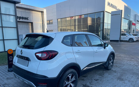 Renault Kaptur I рестайлинг, 2019 год, 1 699 000 рублей, 4 фотография