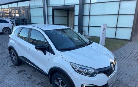 Renault Kaptur I рестайлинг, 2019 год, 1 699 000 рублей, 3 фотография