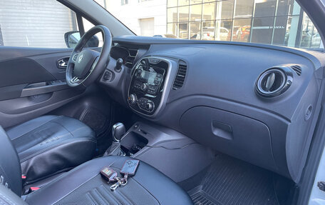 Renault Kaptur I рестайлинг, 2019 год, 1 699 000 рублей, 9 фотография