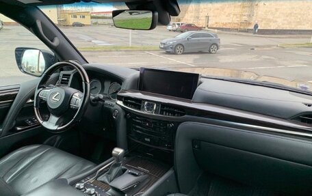 Lexus LX III, 2017 год, 5 790 000 рублей, 16 фотография