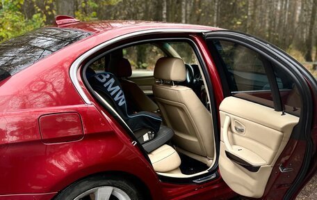 BMW 3 серия, 2011 год, 900 000 рублей, 10 фотография