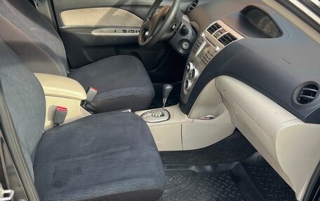 Toyota Yaris III рестайлинг, 2007 год, 480 000 рублей, 4 фотография