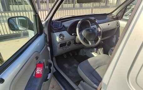 Renault Kangoo II рестайлинг, 2008 год, 210 000 рублей, 10 фотография