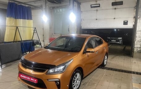 KIA Rio IV, 2017 год, 950 000 рублей, 2 фотография