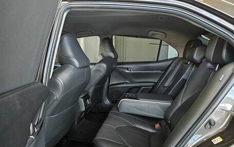 Toyota Camry, 2018 год, 2 749 000 рублей, 20 фотография