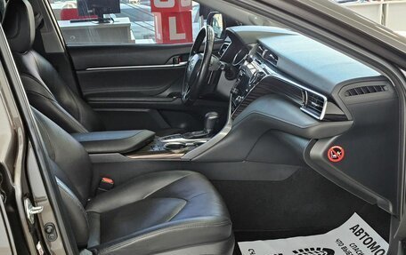 Toyota Camry, 2018 год, 2 749 000 рублей, 23 фотография