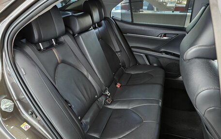 Toyota Camry, 2018 год, 2 749 000 рублей, 22 фотография