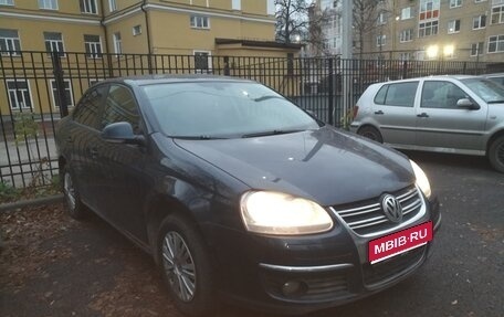 Volkswagen Jetta VI, 2010 год, 567 890 рублей, 1 фотография