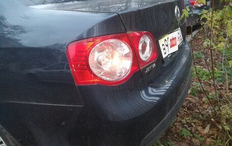 Volkswagen Jetta VI, 2010 год, 567 890 рублей, 3 фотография