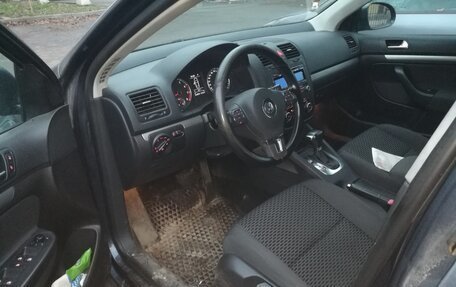 Volkswagen Jetta VI, 2010 год, 567 890 рублей, 4 фотография