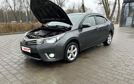 Toyota Corolla, 2013 год, 1 250 000 рублей, 2 фотография