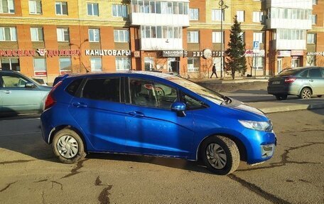 Honda Fit III, 2013 год, 980 000 рублей, 4 фотография