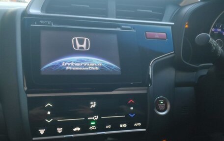 Honda Fit III, 2013 год, 980 000 рублей, 25 фотография