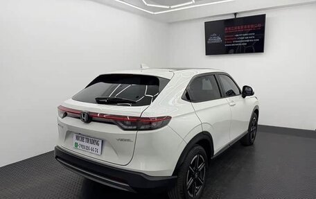 Honda Vezel, 2023 год, 1 897 991 рублей, 4 фотография