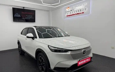 Honda Vezel, 2023 год, 1 897 991 рублей, 3 фотография