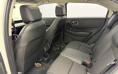 Honda Vezel, 2023 год, 1 897 991 рублей, 10 фотография