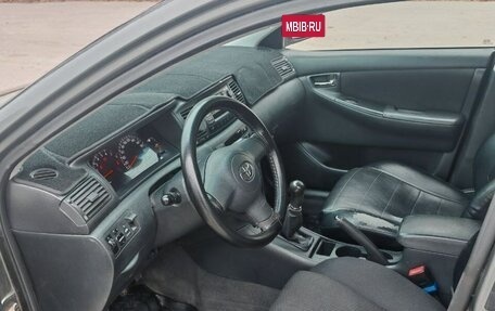 Toyota Corolla, 2005 год, 620 000 рублей, 10 фотография