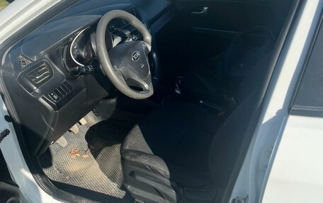 KIA Rio III рестайлинг, 2017 год, 700 000 рублей, 2 фотография