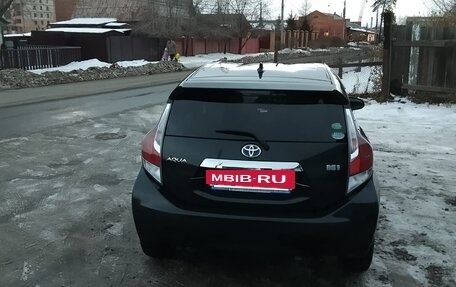 Toyota Aqua I, 2017 год, 1 000 000 рублей, 3 фотография