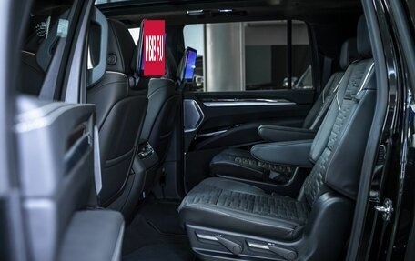 Cadillac Escalade V, 2025 год, 24 130 000 рублей, 16 фотография