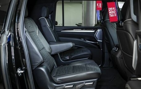 Cadillac Escalade V, 2025 год, 24 130 000 рублей, 19 фотография