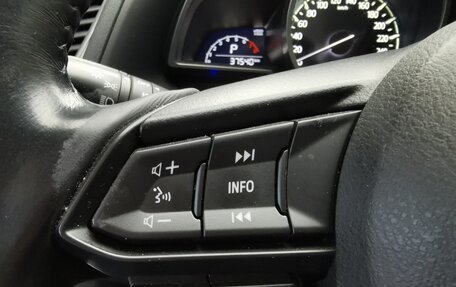 Mazda 3, 2016 год, 1 870 000 рублей, 13 фотография