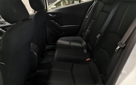 Mazda 3, 2016 год, 1 870 000 рублей, 20 фотография