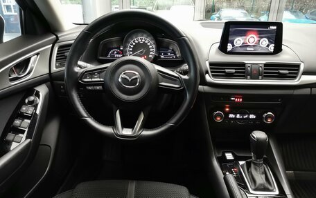 Mazda 3, 2016 год, 1 870 000 рублей, 23 фотография