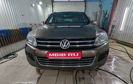 Volkswagen Touareg III, 2013 год, 2 650 000 рублей, 3 фотография