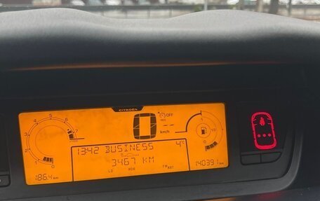 Citroen C4 Picasso II рестайлинг, 2011 год, 600 000 рублей, 14 фотография