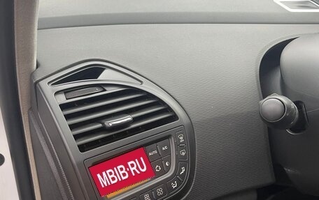 Citroen C4 Picasso II рестайлинг, 2011 год, 600 000 рублей, 11 фотография