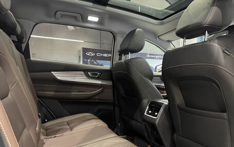 Chery Tiggo 8 Pro, 2021 год, 1 799 000 рублей, 12 фотография