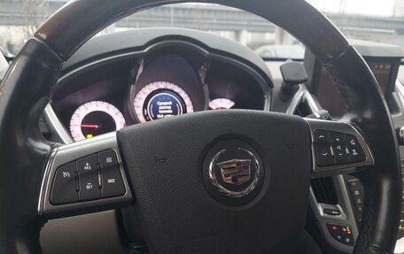 Cadillac SRX II рестайлинг, 2011 год, 1 300 000 рублей, 11 фотография