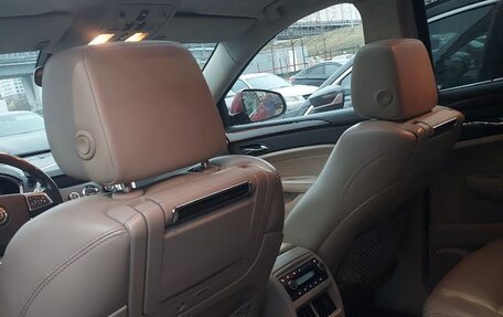 Cadillac SRX II рестайлинг, 2011 год, 1 300 000 рублей, 9 фотография