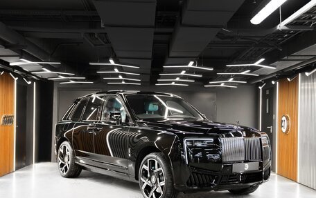 Rolls-Royce Cullinan, 2025 год, 65 000 000 рублей, 2 фотография