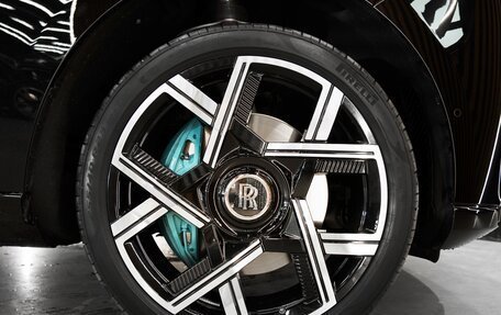 Rolls-Royce Cullinan, 2025 год, 65 000 000 рублей, 9 фотография