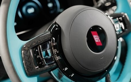 Rolls-Royce Cullinan, 2025 год, 65 000 000 рублей, 12 фотография