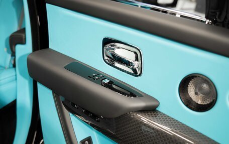 Rolls-Royce Cullinan, 2025 год, 65 000 000 рублей, 26 фотография